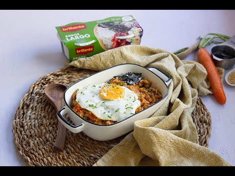 🌶️ ¡Sabor Explosivo en un Plato! Prepara Kimchi Bokkeumbap 🍚🔥