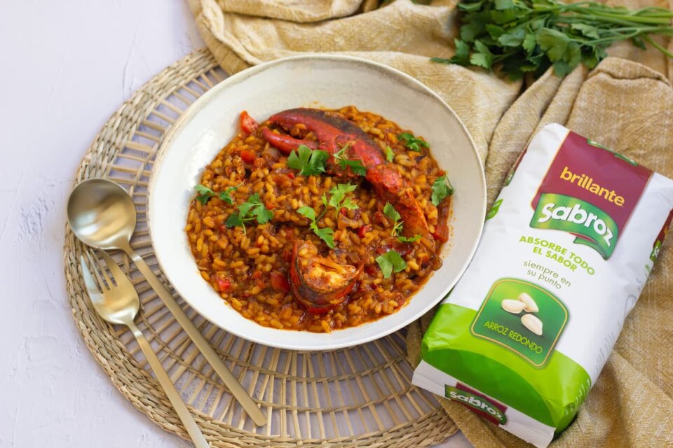 Arroz con bogavante meloso valenciano: receta tradicional
