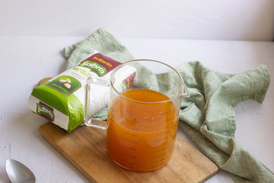 Caldo de verduras: receta de fumet casera y saludable