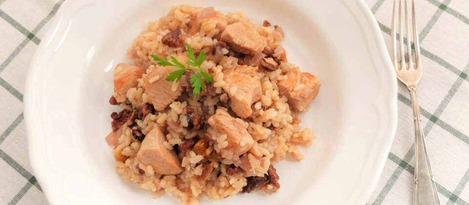 Arroz con pavo y nueces