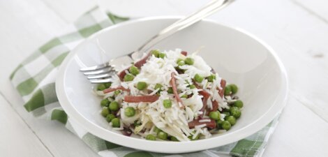 imagen receta Salteado de arroz Basmati con guisantes, jamón serrano y cebolleta