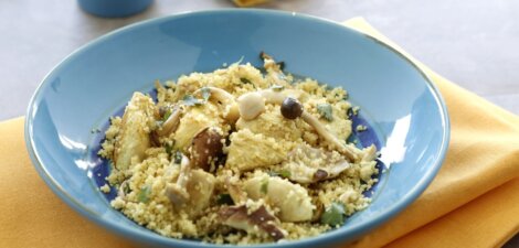 Cous cous con pollo y setas