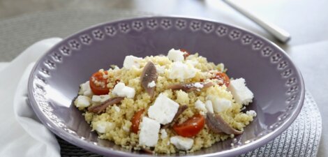 Cous cous con feta y anchoas