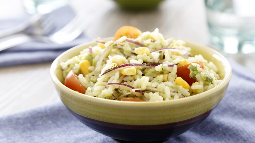Foto de Ensalada de arroz basmati y guacamole