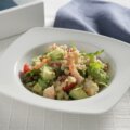 quinoa con aguacate y gambas