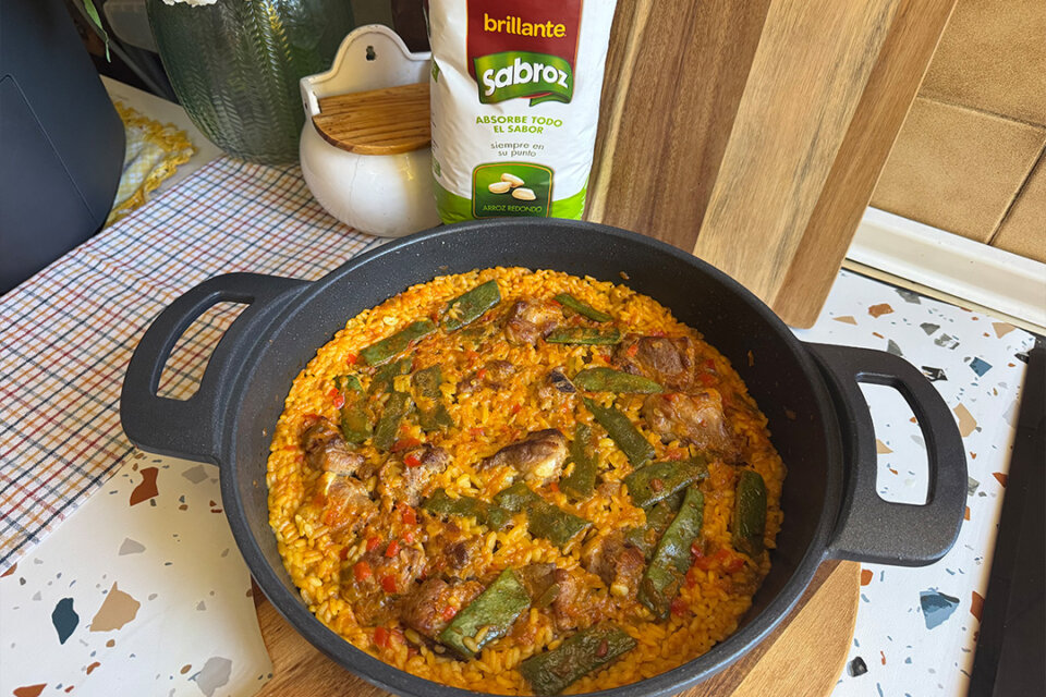paella carne y verduras