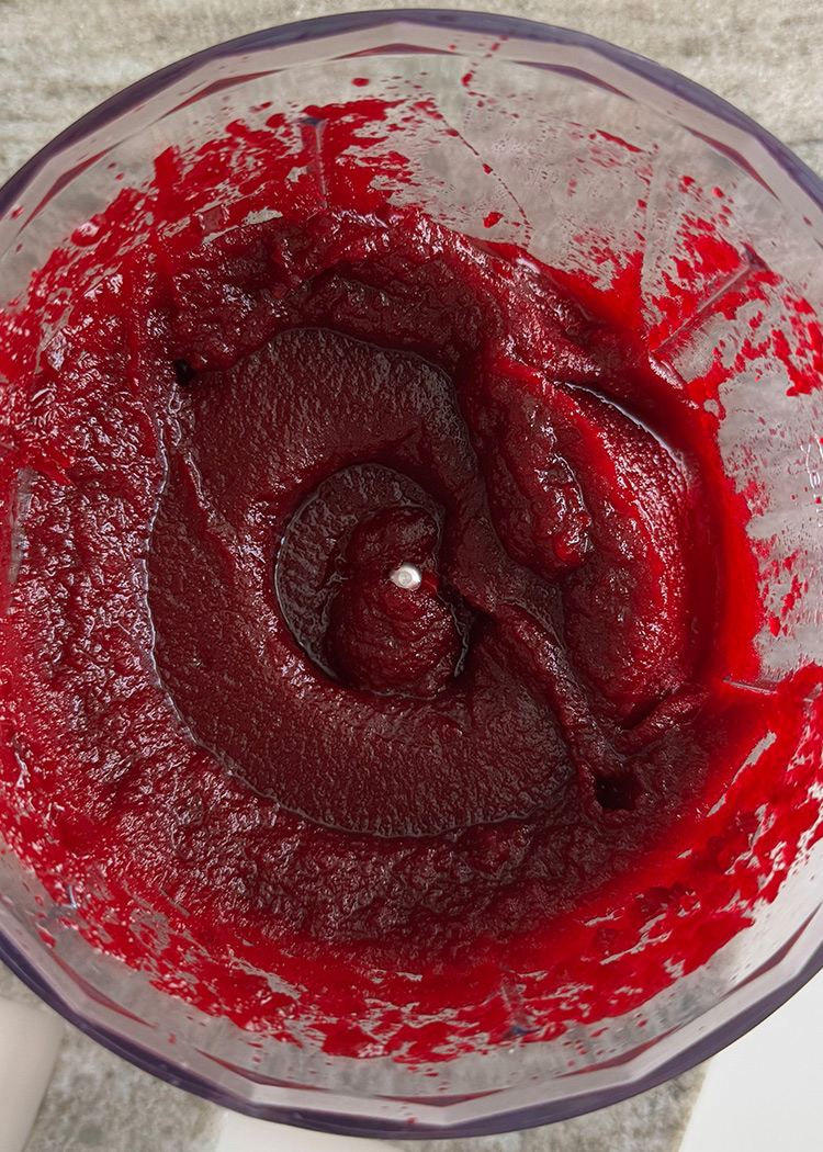 triturar remolacha para risotto de remolacha