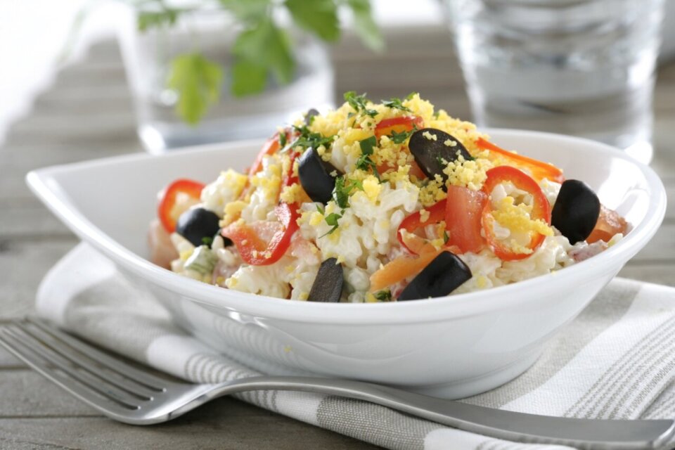 Ensalada de arroz con mayonesa