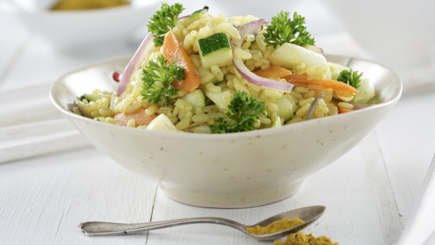 Foto de Arroz con verduras al curry