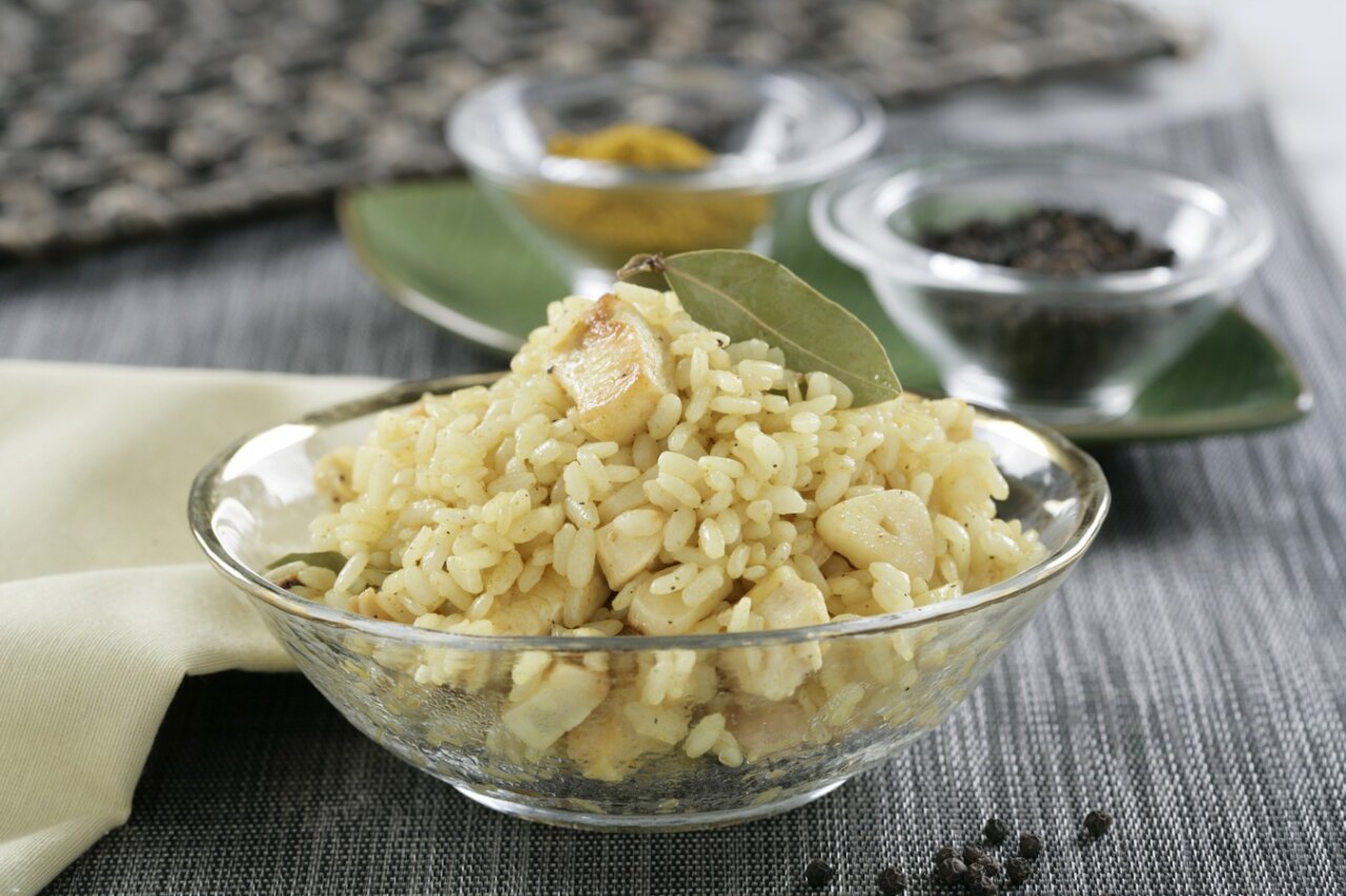 Arroz al curry con pollo