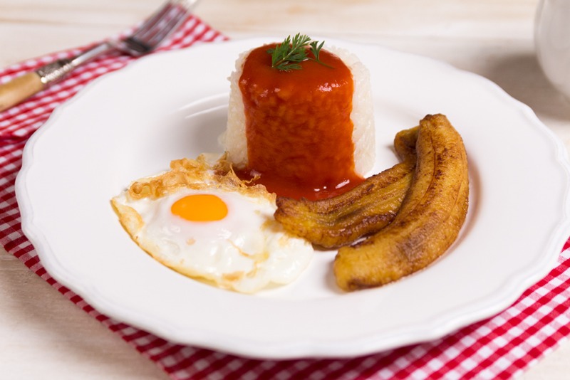Arroz a la Cubana con Plátano