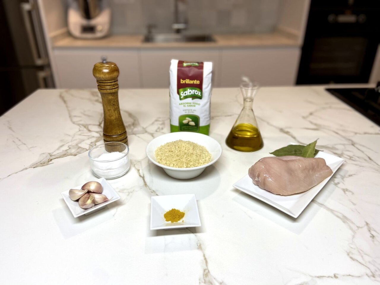 ingredientes para arroz al curry con pollo