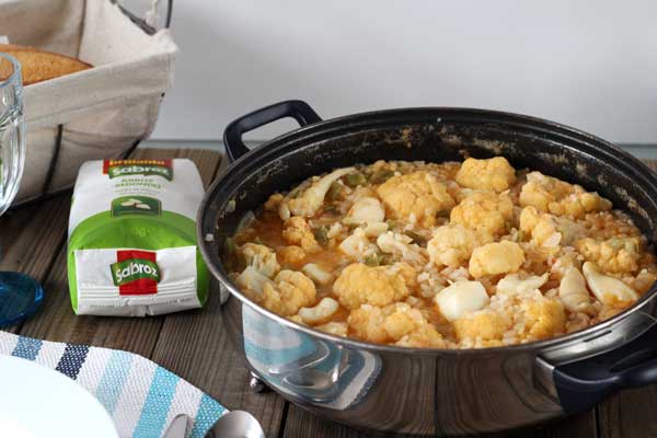 Arroz caldoso con coliflor y sepia