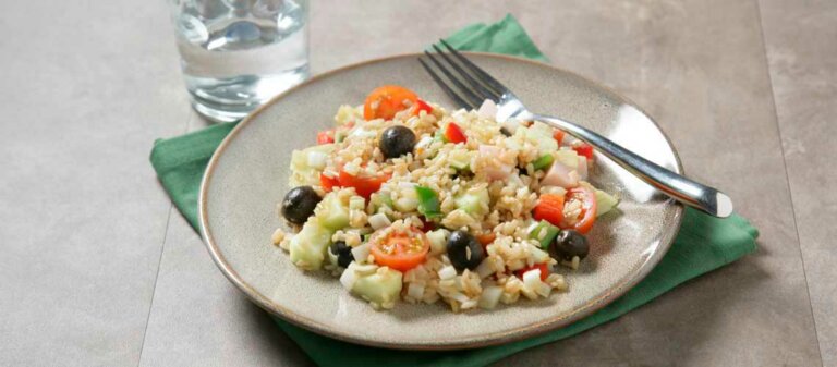 Foto de Ensalada de arroz integral