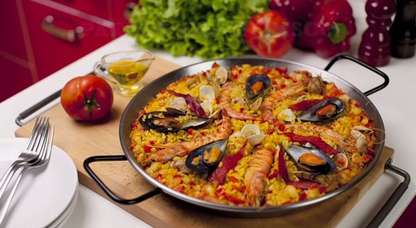 Paella de marisco. Receta de Poli Delicious