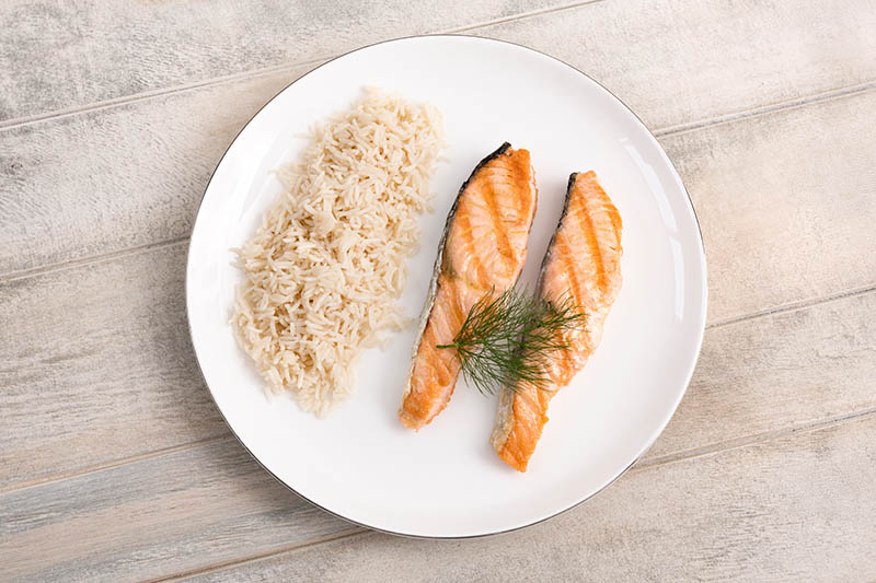 Salmón a la plancha con arroz basmati, Te lo pone fácil