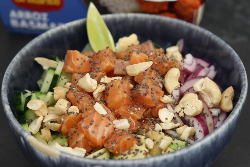 Ensalada de arroz basmati y salmón