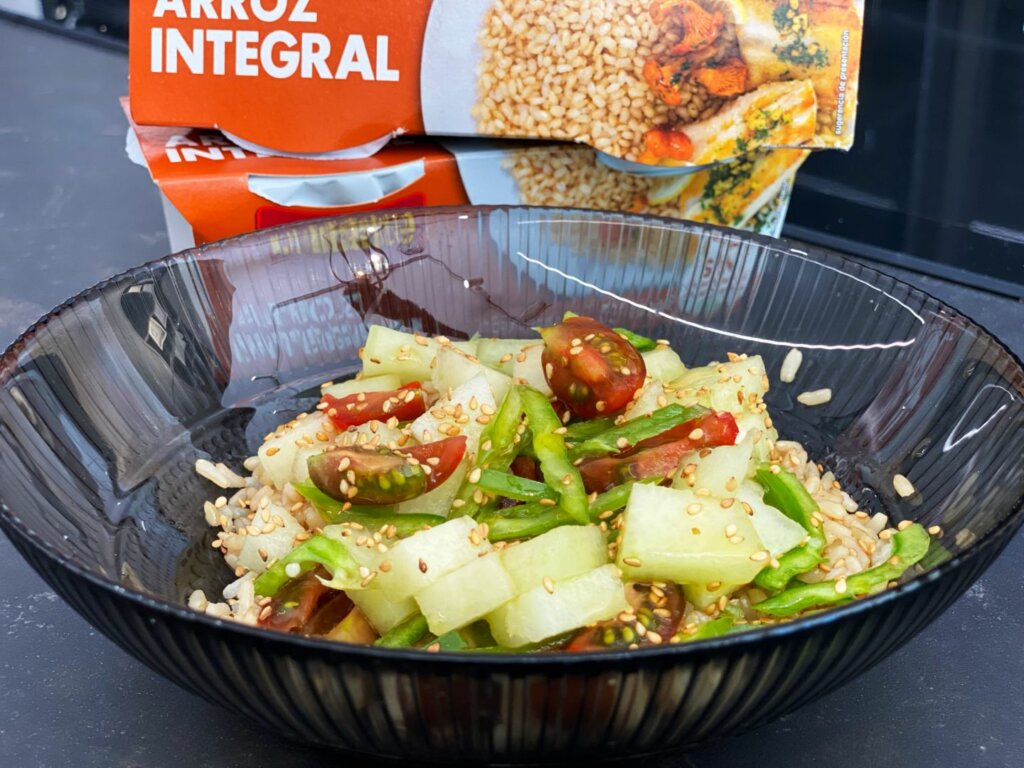 Ensalada de arroz integral y melón