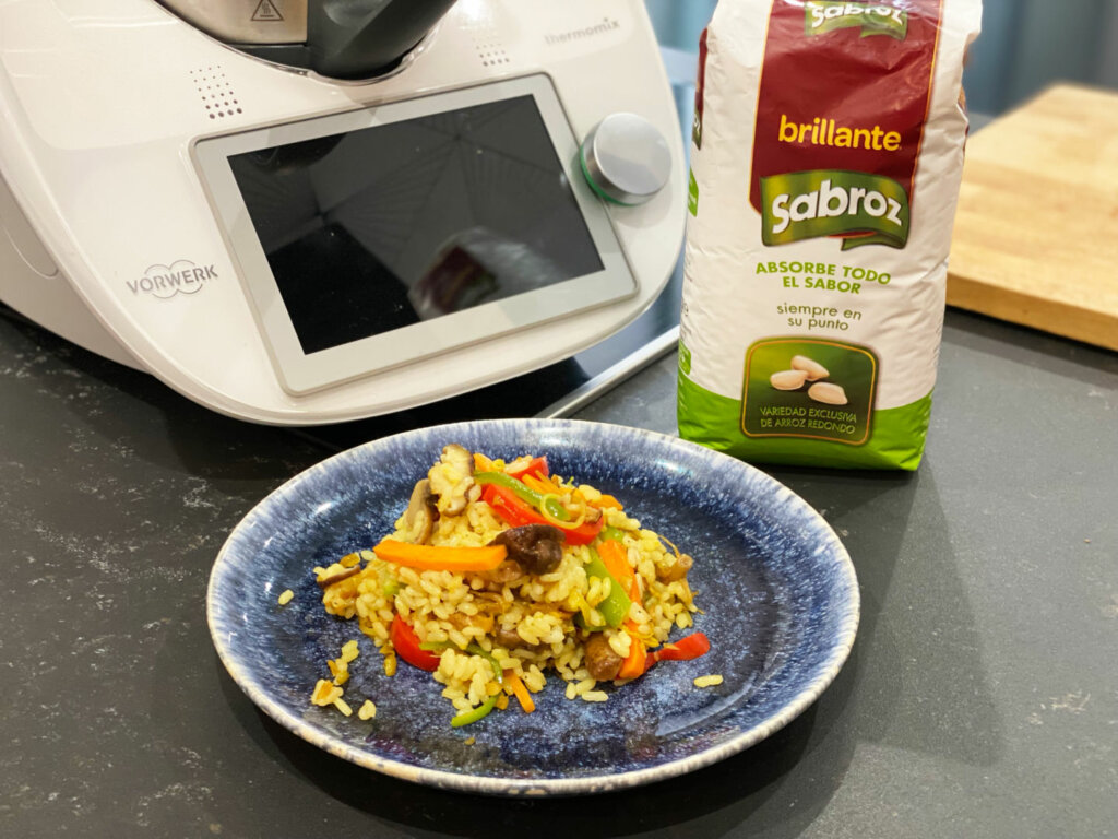 Arroz asiático con verduras en Thermomix