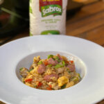 Plato de Arroz Chaufa con Brillante Sabroz