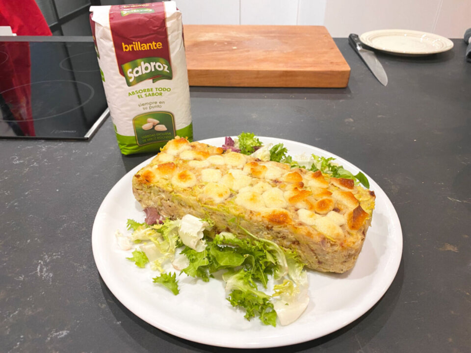 Pastel de arroz salado