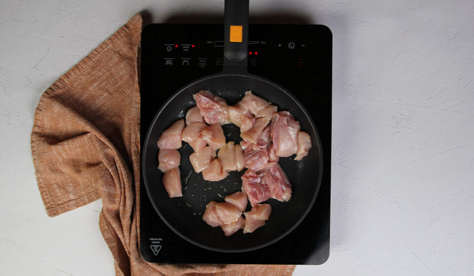 Incorporar pollo en Arroz con pollo