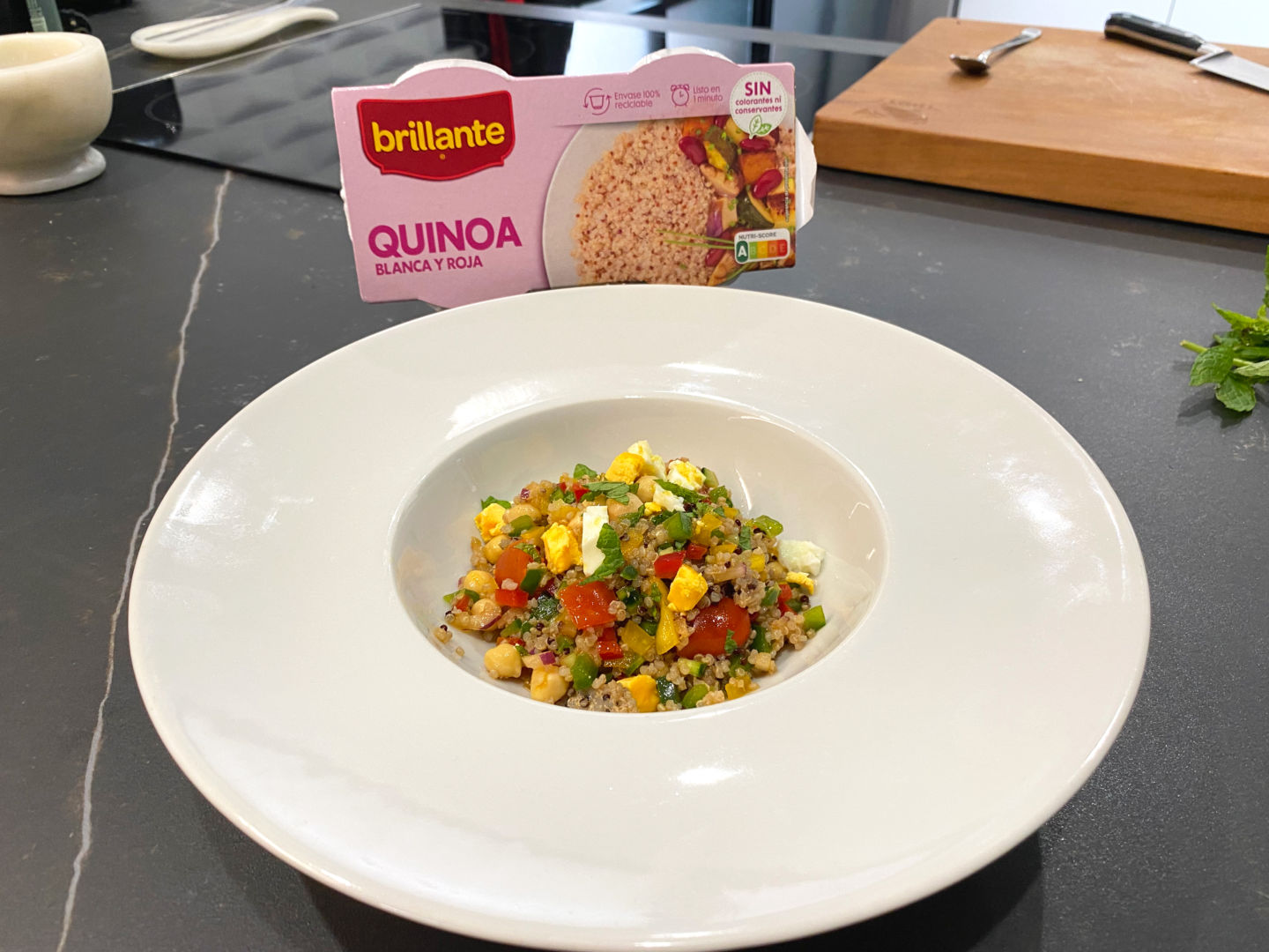 Ensalada de quinoa y garbanzos