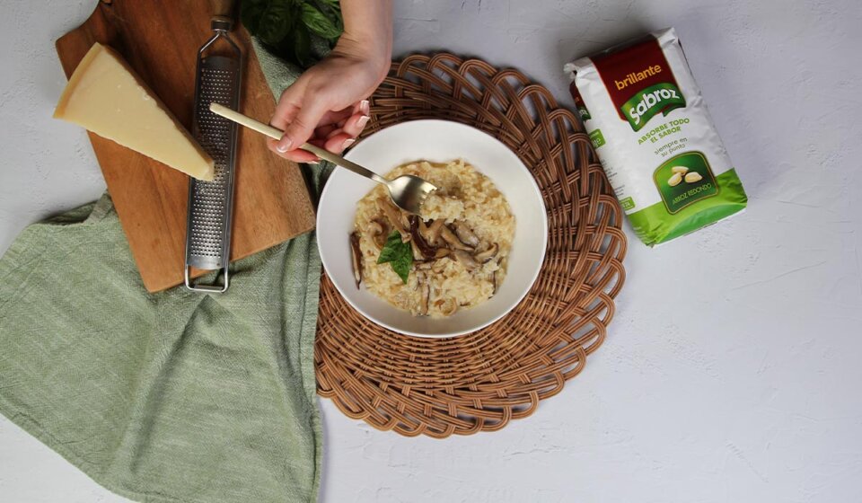Presentación de risotto de setas
