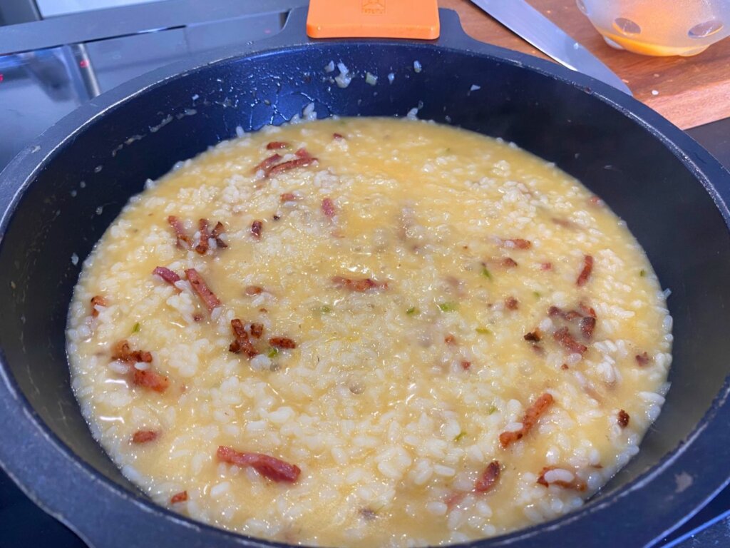 sarten con bacon y arroz