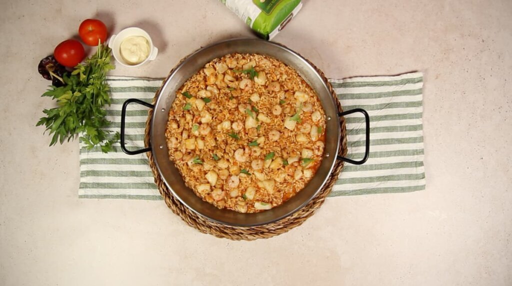 Receta de Arroz con sepia y gambas. Paso 7: Dejar reposar y a comer