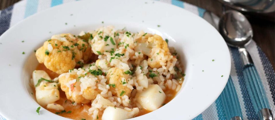 Arroz caldoso con sepia y coliflor