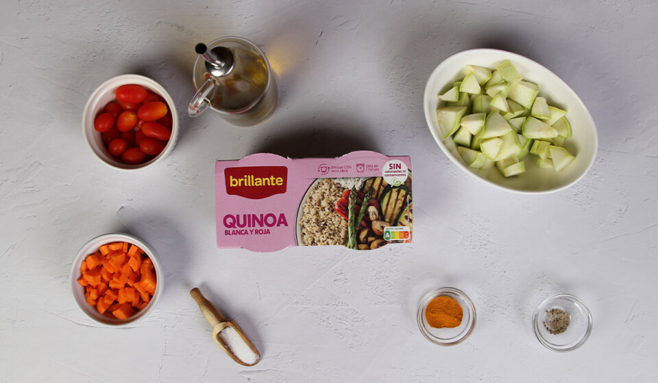 Ingredientes de quinoa con verduras