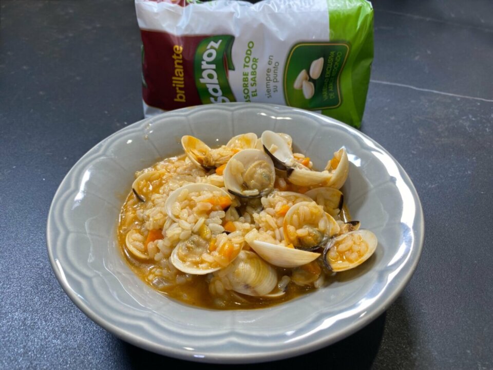 Arroz marinero con almejas