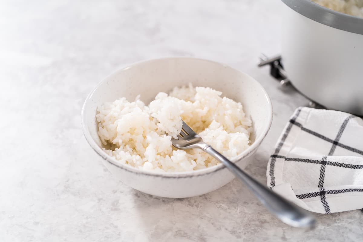 cooking rice 2023 03 01 19 55 08 utc 1