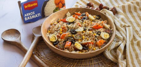 Ensalada de arroz y atún