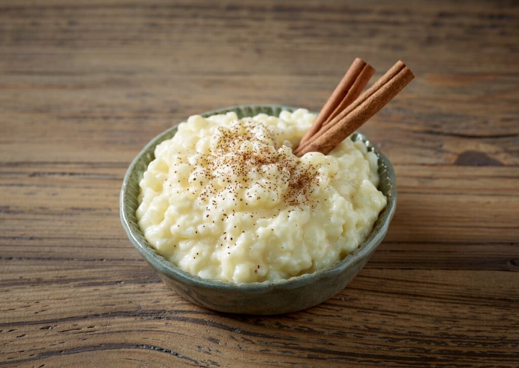 Ingredientes del arroz con leche y sus calorías