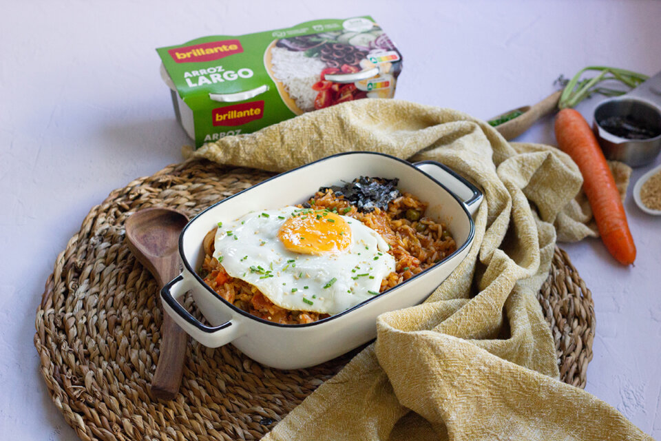 Kimchi Bokkeumbap: Delicioso plato coreano