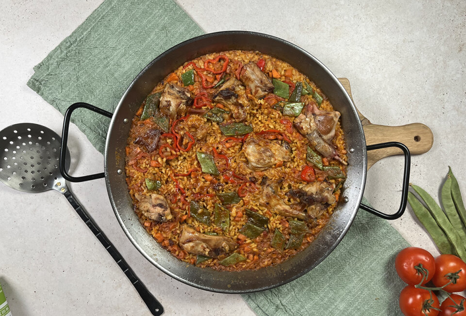 ¿Quién inventó la paella? Descubre su origen e historia