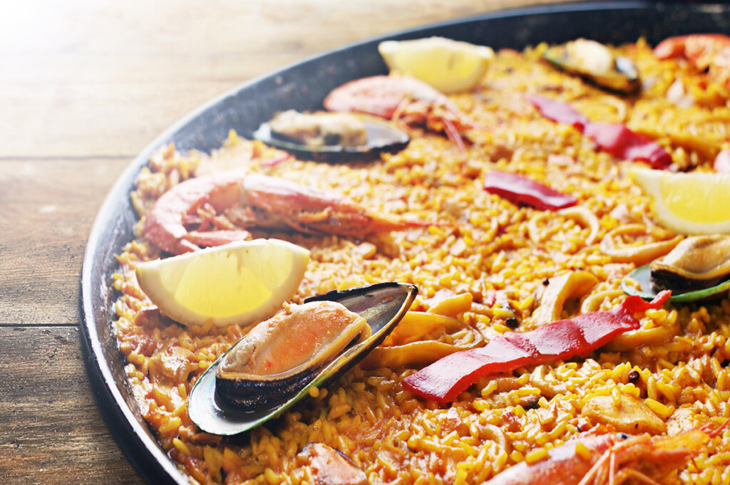 cocer mejillones paella