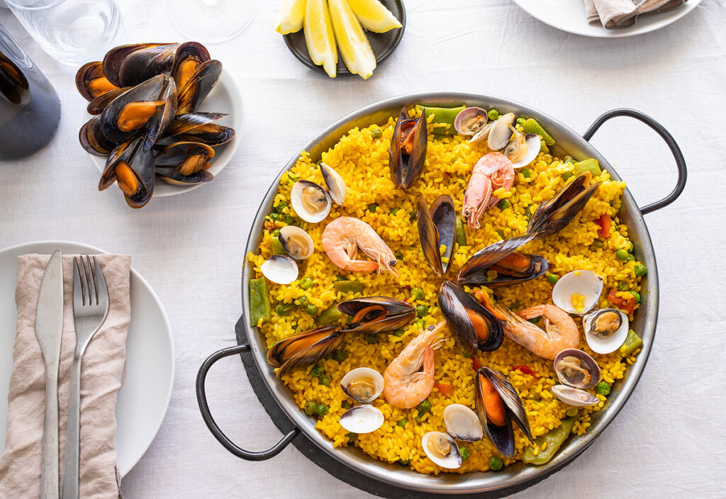 cocer mejillones paella