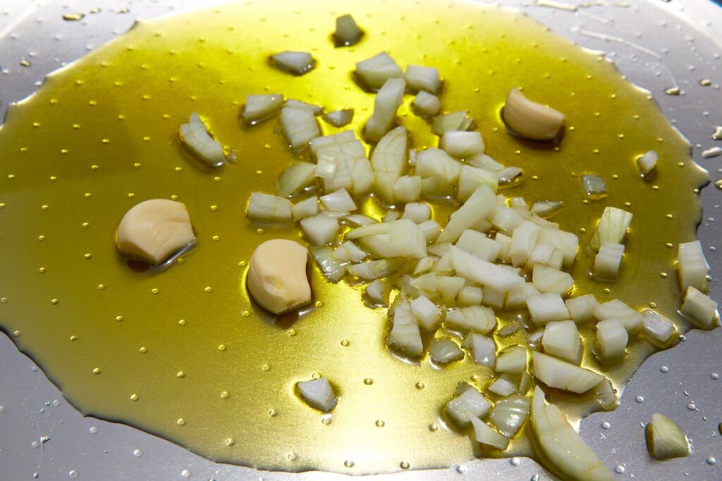 Trucos y Consejos para Mejorar tu Paella con Cebolla