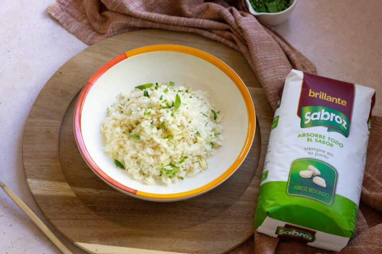 Foto de Arroz brasileño: sabores tropicales en tu mesa