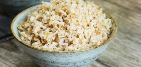 Proporción de agua para cocinar arroz integral: La medida perfecta