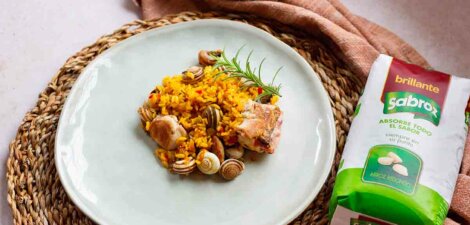 Arroz con conejo y caracoles