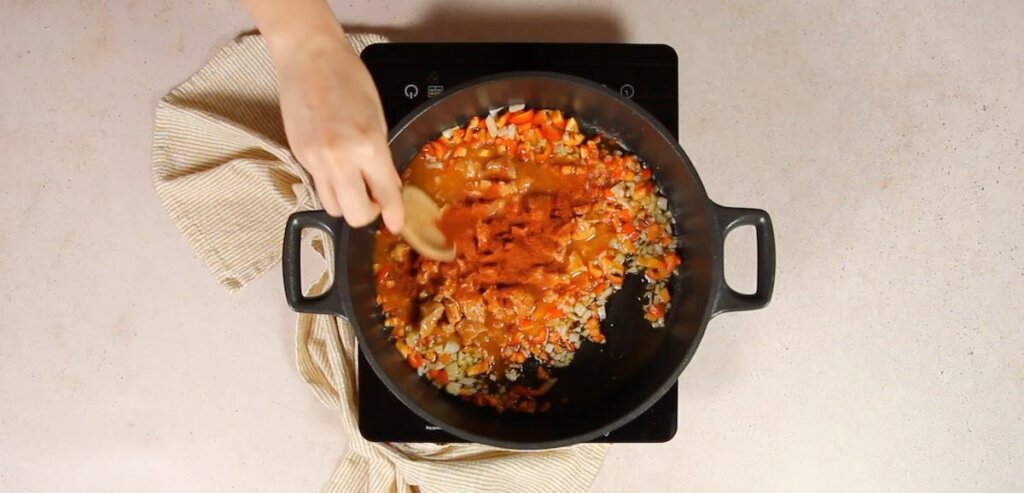 Paso a paso arroz con callos añadir callos