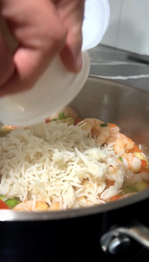 Incorporar el vasito de arroz basmati