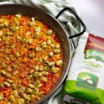 Paella de Habas: Receta Mediterránea en Tu Plato