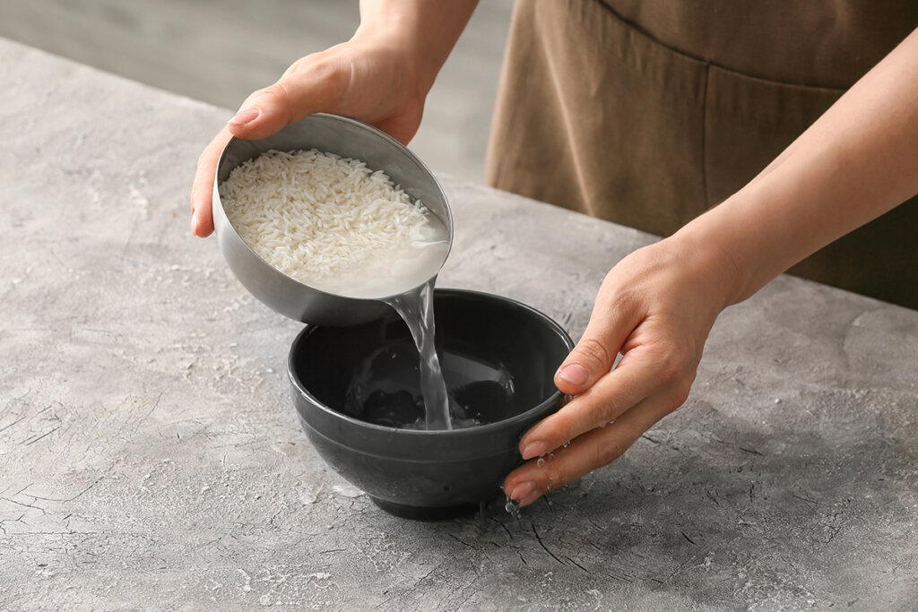 agua de arroz para la cara