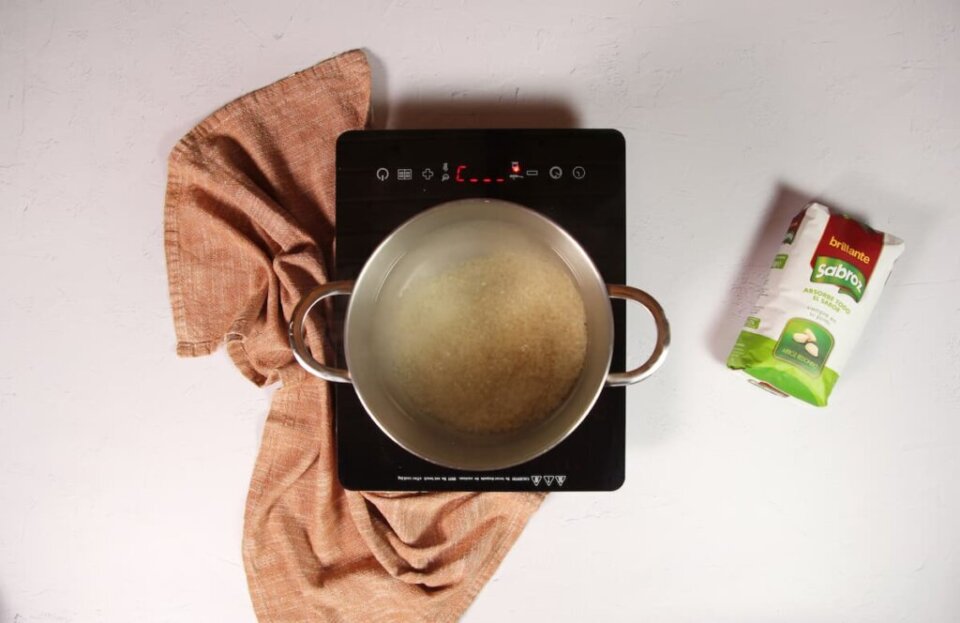 Arroz frito chino delicioso y auténtico