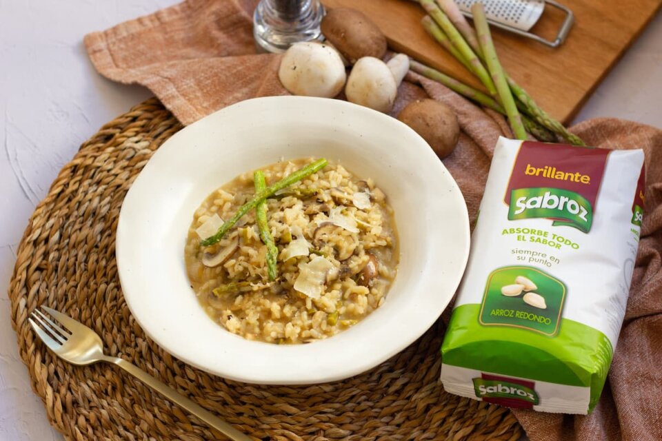 Risotto de espárragos y champiñones – sabor y textura perfectos
